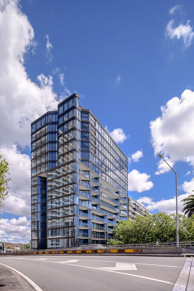 Opera Residences, Macquarie Street Sydney - by Tzannes, Architectural Photography by The Guthrie Project
