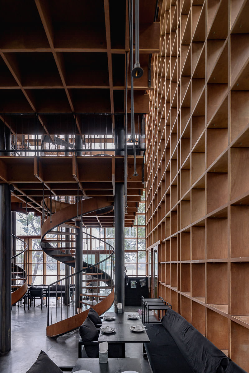  The Wine, Ayutthaya, by Boonserm Premthada, Bangkok Project Studio, Architectural Photography by The Guthrie Project.