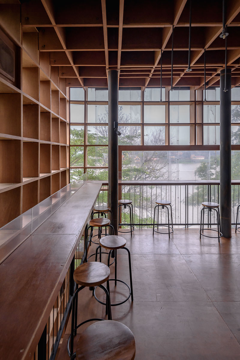  The Wine, Ayutthaya, by Boonserm Premthada, Bangkok Project Studio, Architectural Photography by The Guthrie Project.