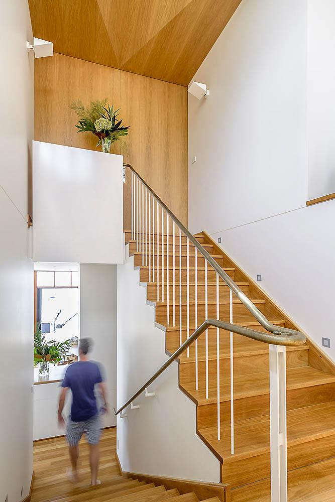 The Blue House, Lake Macquarie by Welsh + Major Architects