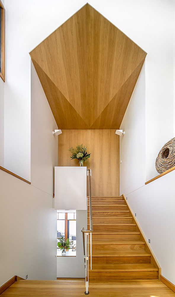 The Blue House, Lake Macquarie by Welsh + Major Architects