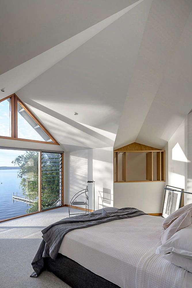 The Blue House, Lake Macquarie by Welsh + Major Architects